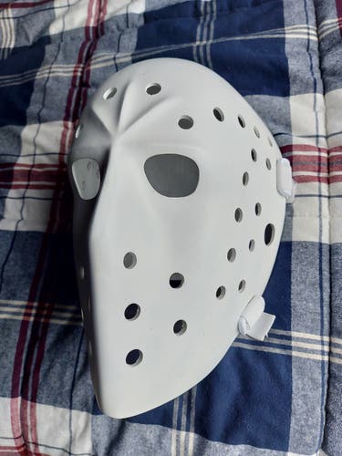 White Pelle Lindbergh Retro Style Goalie Mask