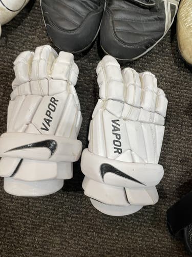 White Used Player's Nike 12" Vapor Lacrosse Gloves