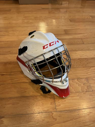 CCM Axis 1.5 Junior Goalie Mask