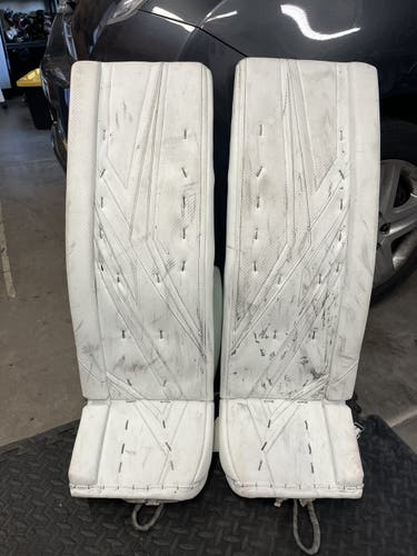 White Senior 35" True L20.1 Pro Stock Goalie Leg Pads