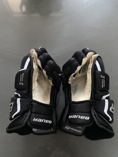 Black Senior Bauer 14"  Supreme 2S Pro Gloves
