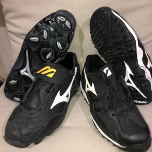 Mizuno Footwear - New - Cleats & Turfs
