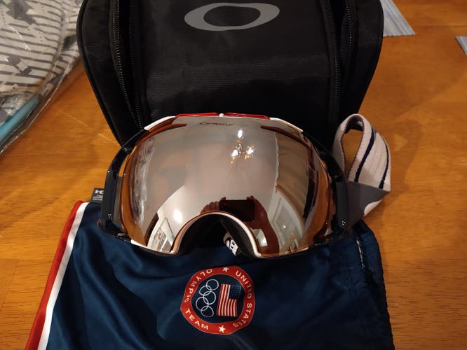 Oakley Airbrake U.S. Olympic Team Goggle Blk Irid.