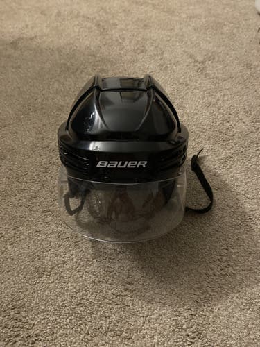 Black New Large Bauer Re-Akt 75 Helmet