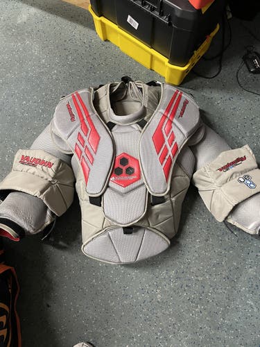 Vaughn V8 Pro Goalie Chest Protector