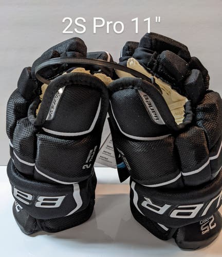 Gloves New Junior Bauer Supreme 2S Pro 11" black