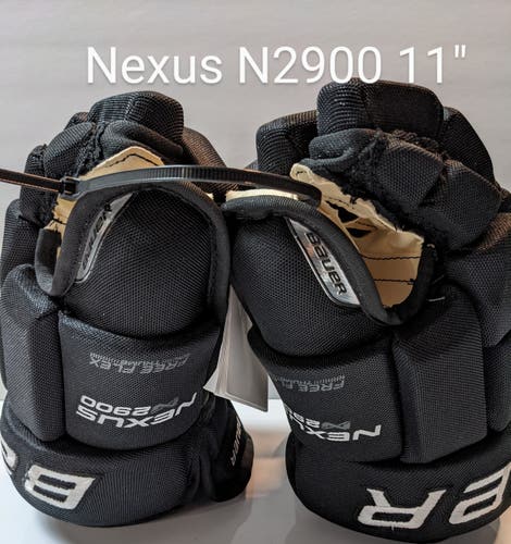 Black Gloves New Junior Bauer Nexus N2900 11"