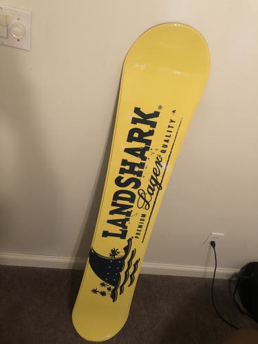 Landshark True Twin Snowboard