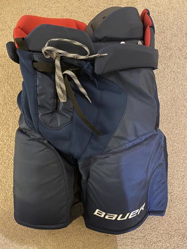 Medium Bauer Vapor NHL Pro Stock Pants