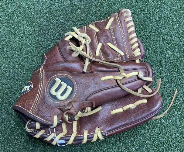 Wilson A800 Baseball Glove (1481)