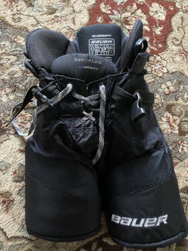 Black Junior Small Bauer Nexus N9000 Hockey Pants