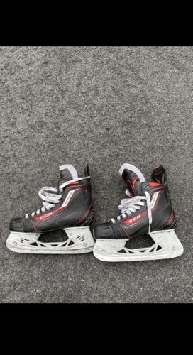 Ccm JetSpeed Player Skates 6.0