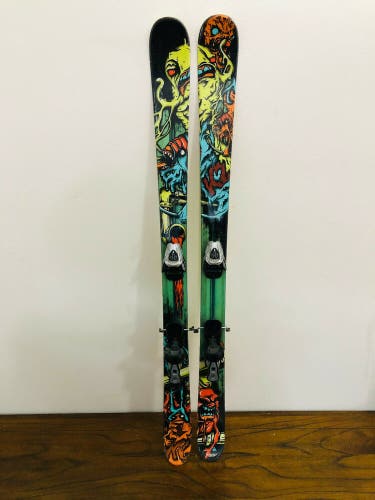 K2 Bad Seed Youth Downhill Twin Tip Park Skis 149 cm. boys girls junior jr NICE!