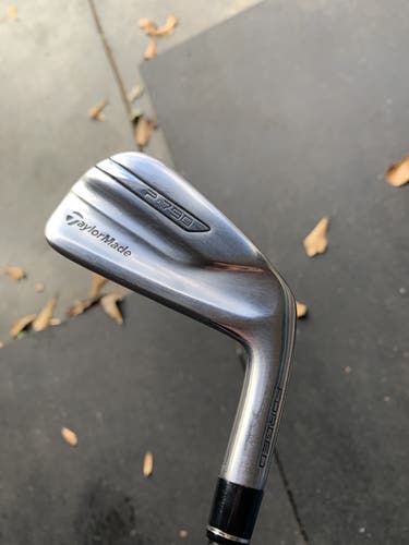 Men's 2 iron Extra Stiff Flex Graphite Shaft P790 udi