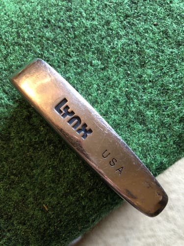 Lynx Tigress RH 34” Ladies Putter