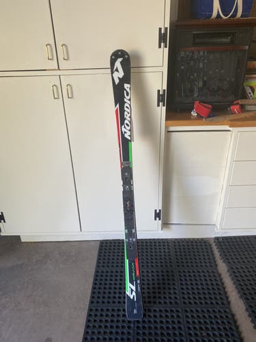 Nordica 156 SL ski