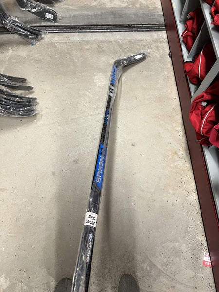 NEW Bauer Nexus League Hockey Stick Right P88 77 Flex