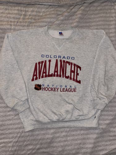 Vintage XL Russell Colorado Avalanche Crewneck