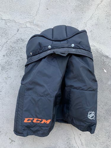 CCM PRO Stock Pants HB35 XL Flyers