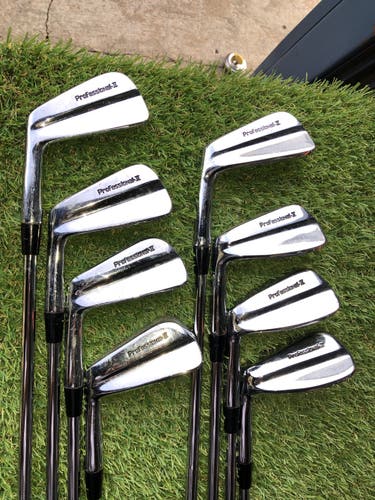 Spaulding LH Professional 2 Iron Set