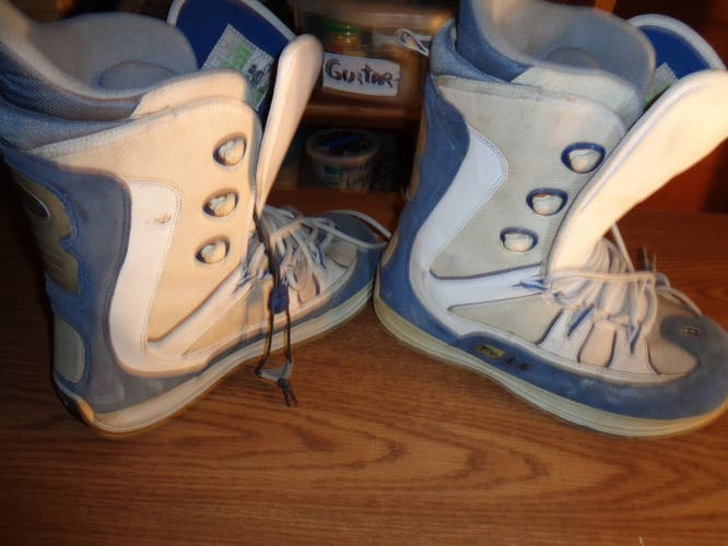 Snowboard Boots Used Men's Size 13 (Women's 14) Burton Freestyle Freestyle