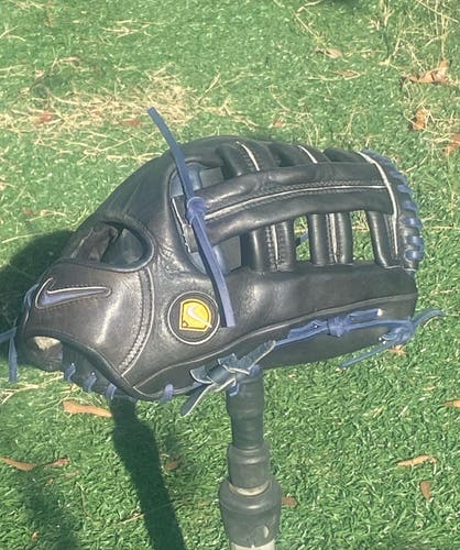 Nike Pro Gold 1226 12.25