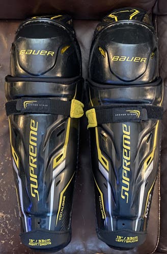Senior Bauer  Supreme TotalOne MX3 Shin Pads