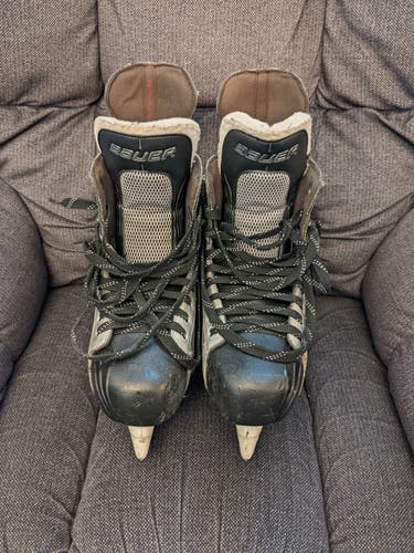 Bauer Vapor X5.0 Regular Width Size 9.5