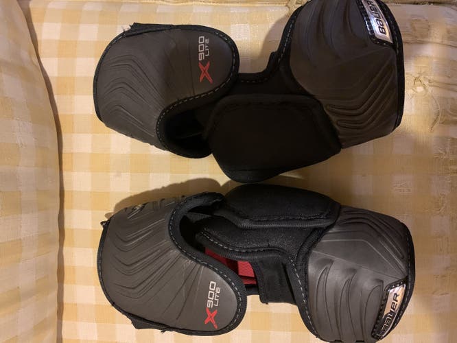 Used Junior Large Bauer  Vapor X900 Lite Elbow Pads