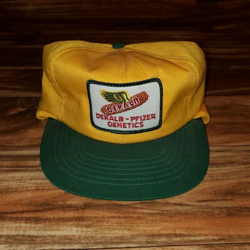 Vintage Dekalb Pfizer Genetics Farmer Patch Ear Flap Hat Cap Size Large