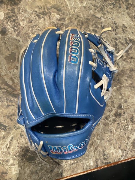 Autism Speaks High School/College Infield 11.5" A2000 Baseball Glove