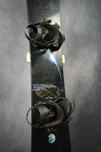 KEMPER ECLIPSE SNOWBOARD SIZE 159 CM WITH LAMAR LARGE BINDINGS