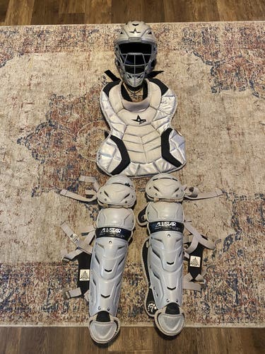 Intermediate All Star System 7 Catcher's Set