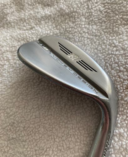 Used Right Handed Titleist Vokey SM8 52 Degree Wedge