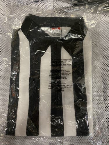 Hockey referee ccm jersey
