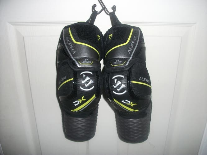 Warrior Alpha DX Elbow Pads. Senior size Medium