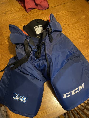 Used Pro Stock CCM HP45 X pants - size L, Winnipeg Jets