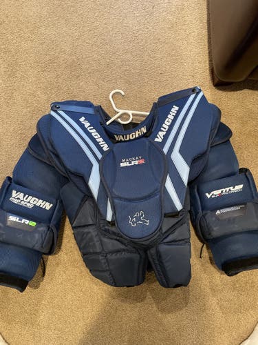 Vaughn slr 2 chesty. XL