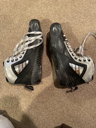 Used True Regular Width Pro Stock Size 8 Goalie Skates
