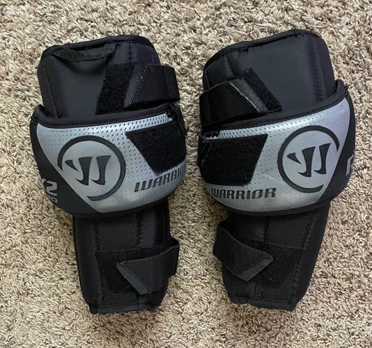 Warrior Ritual X2 Goalie Knee Guards - Junior