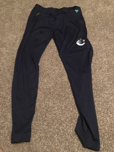 Vancouver Canucks team issue compression pants