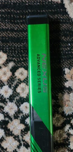Hockey Stick New Senior Bauer Right Handed Nexus ADV Mid Pattern