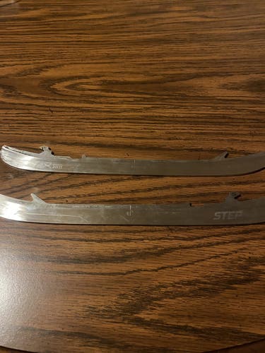 Step Steel Hockey ST Edge Stainless Steel Runners 272 Bauer