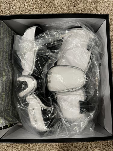 New White medium arm guards