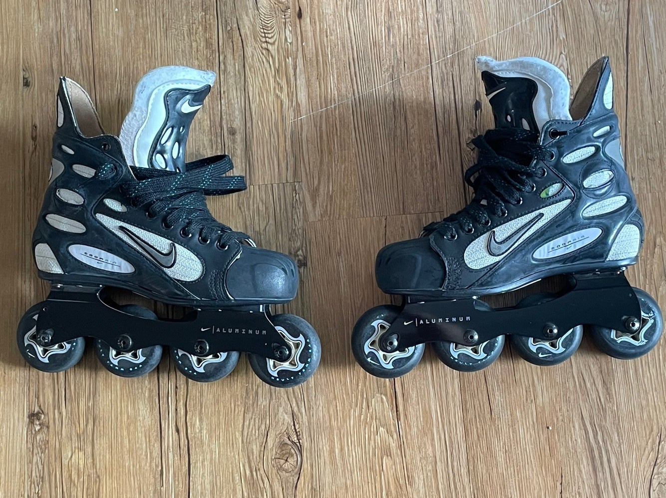 Custom Nike V12 Hockey Skates SidelineSwap