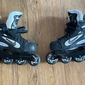 Nike hockey roller skates