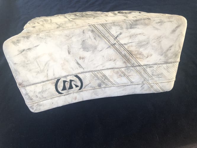 Warrior G5 Goalie blocker Intermediate