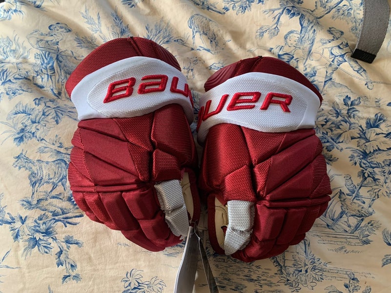 UMass Amherst Bauer Vapor 1X Lite Pro 13” Pro Stock Hockey Gloves