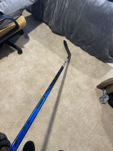 Senior Left Hand Heel Pattern  Vapor FlyLite Hockey Stick