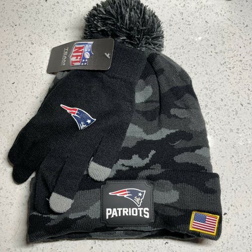 New England Patriots Black Camoflauge Beanie & Gloves Salute to Service NFL Hat